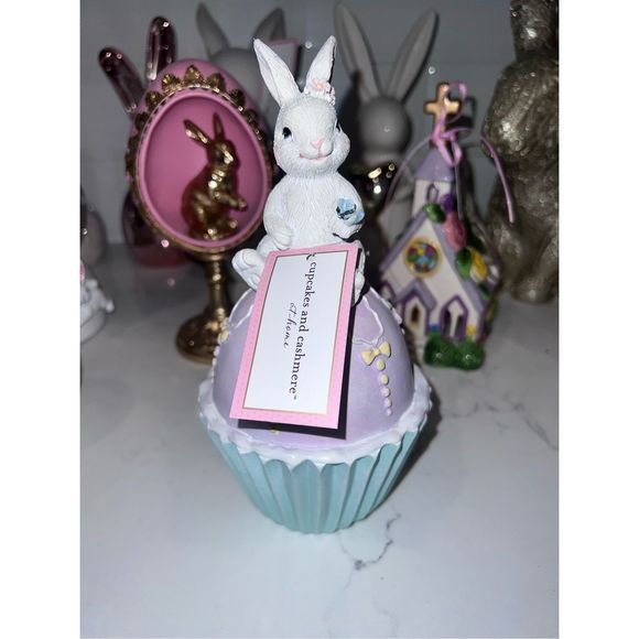 Tik Tok Viral Cupcakes and Cashmere Easter Bunny Cupcake Decor - Picture 3 of 6